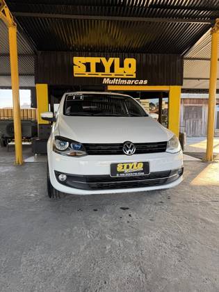 VOLKSWAGEN SPACEFOX 1.6 MI SPORTLINE 8V FLEX 4P MANUAL VOLKSWAGEN SPACEFOX 1.6 MI SPORTLINE 8V FLEX 4P MANUAL